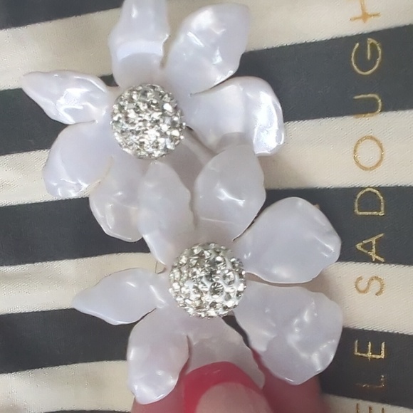 Lele Sadoughi Flower Earrings - Picture 3 of 3